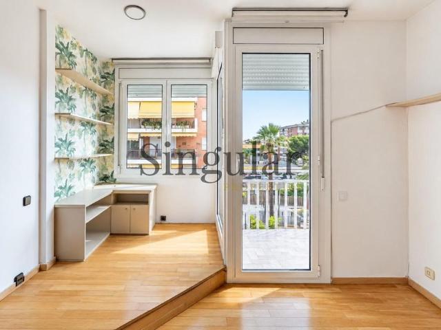 Piso de alto standing de 98 m2 en venta en Barcelona, España