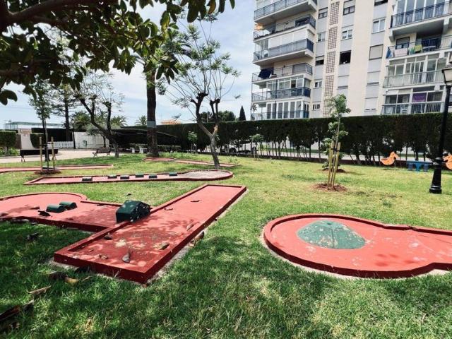 Piso de alto standing de 99 m2 en venta en Benicásim, Comunidad Valenciana