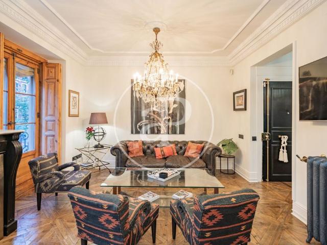 Piso de alto standing de 99 m2 en venta en Madrid, España