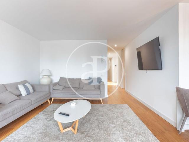 Piso de alto standing en alquiler en Barcelona, Cataluña