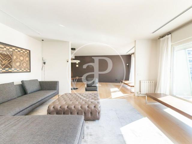 Piso exclusivo de 375 m2 en alquiler en Barcelona, España
