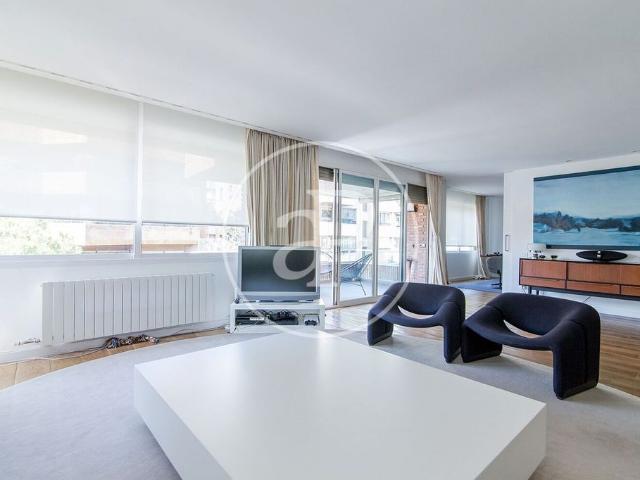 Piso de alto standing en alquiler en Barcelona, España