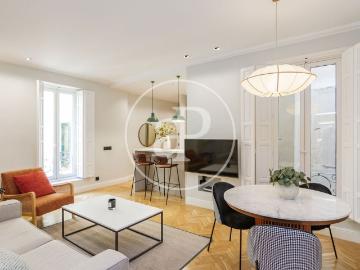 Recoletos, Madrid - Plaza aparcamiento