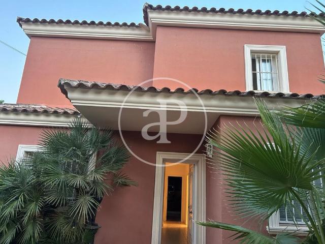 Piso de lujo de 200 m2 en alquiler en Ribarroja, Comunidad Valenciana