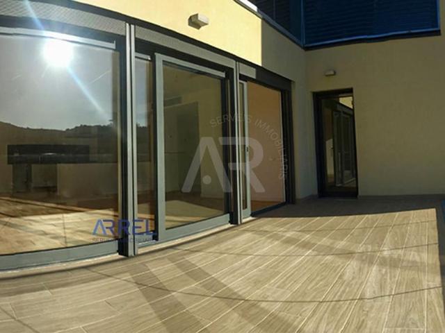 Piso de alto standing en venta en Alella, Cataluña