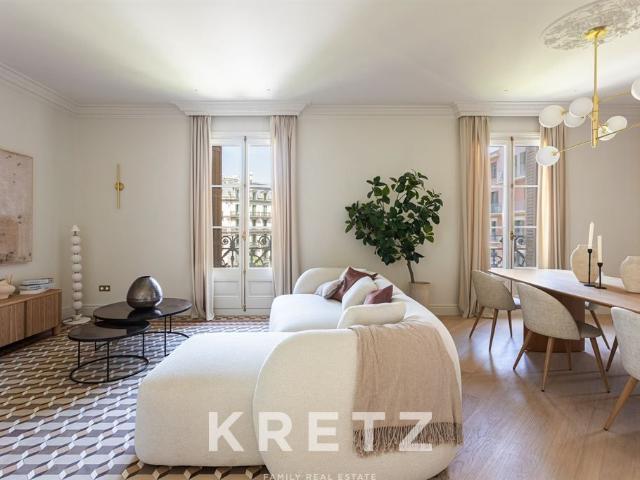 Piso de alto standing de 201 m2 en venta en Barcelona, Cataluña