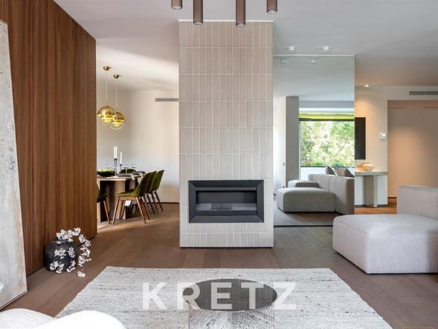 Piso de alto standing de 280 m2 en venta en Barcelona, España