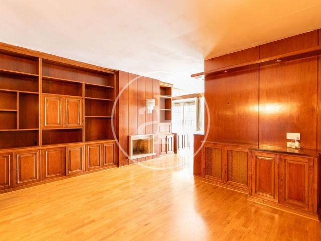 Piso de alto standing en venta en Barcelona, España