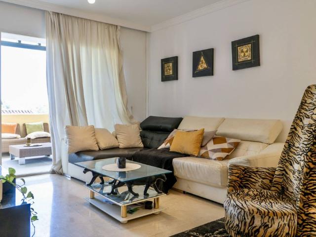 Piso de alto standing en venta en Benahavís, Andalucía