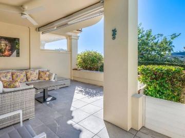 Piso de alto standing en venta en Benahavís, España