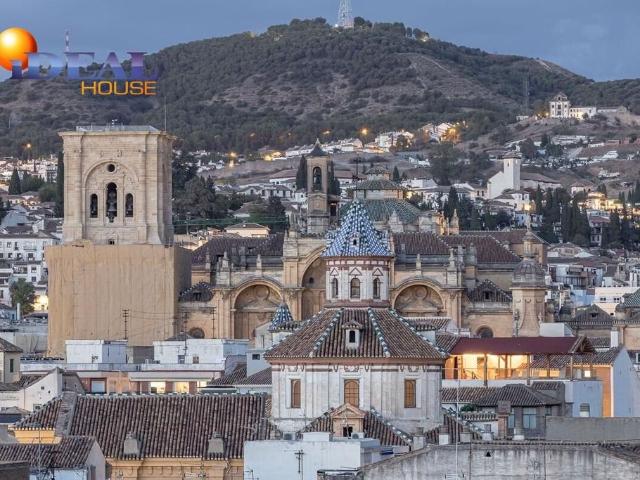 Piso de alto standing en venta en Granada, Andalucía