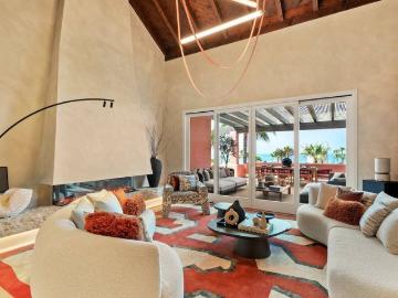 Piso de alto standing en venta en Estepona, Andalucía