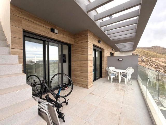 Piso de alto standing en venta en Finestrat, España