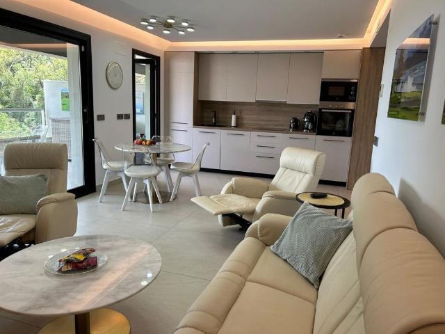 Piso de alto standing en venta en La Quinta, Marbella, Andalucía