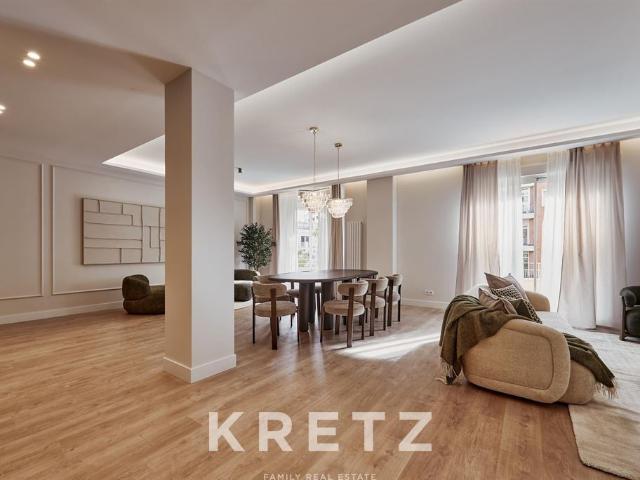 Piso de alto standing en venta en Madrid, España