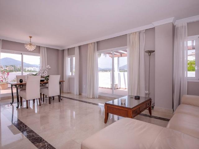 Piso de alto standing en venta en Marbella, Andalucía