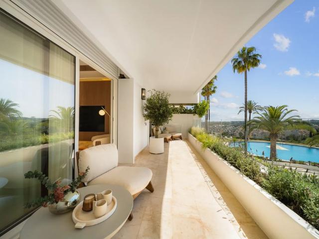 Piso de alto standing en venta en Marbella, España