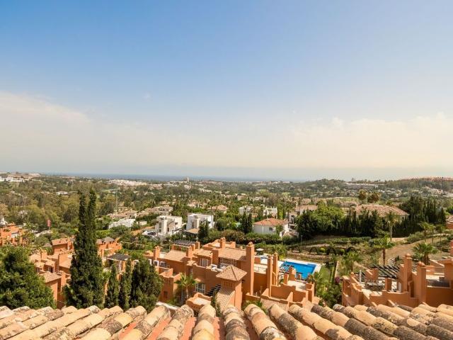 Piso de alto standing en venta en Nueva Andalucia, Andalucía