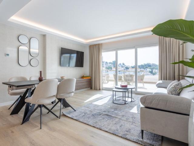 Piso de alto standing en venta en Nueva Andalucia, España