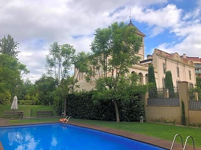 Piso de alto standing en venta en Sant Just Desvern, Cataluña