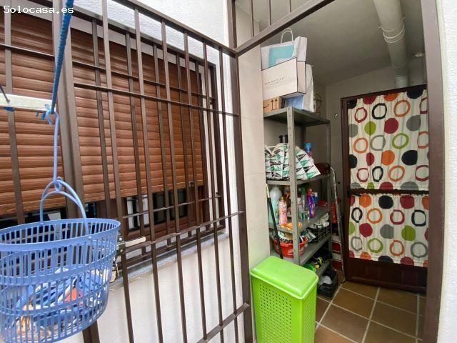 PISO DE DOS DORMITORIOS, DOS BAÑOS Y COCHERA EN BARRIO DE MONACHIL