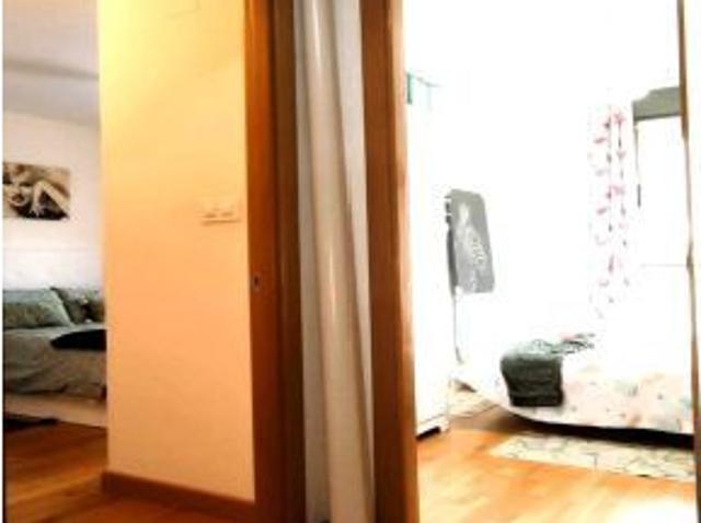 Piso de dos habitaciones con plaza de garaje y trastero en Astillero