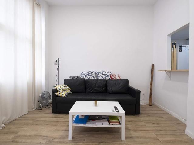 PISO DE DOS HABITACIONES REFORMADO