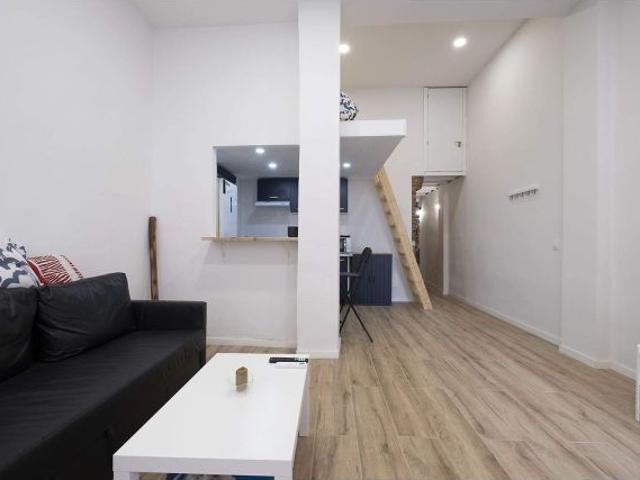 PISO DE DOS HABITACIONES REFORMADO