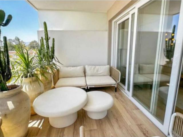 Piso de lujo de 104 m2 en venta en Nueva Andalucia, España