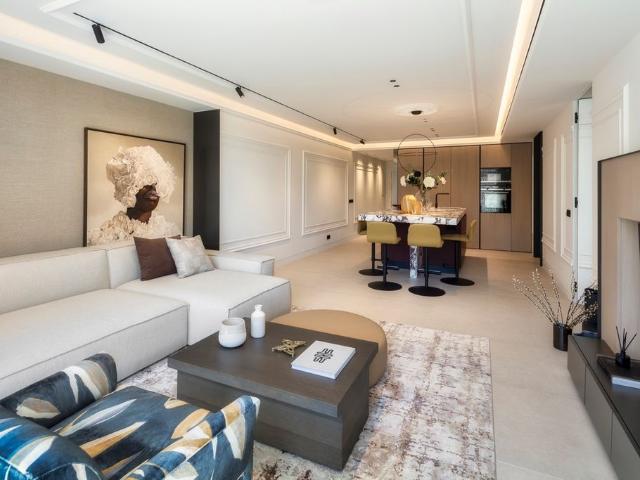 Piso de lujo de 118 m2 en venta en Marbella, Andalucía