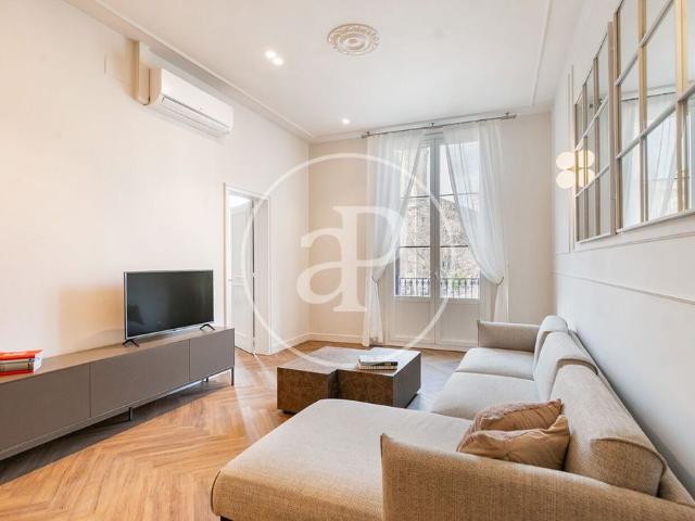 Piso de lujo de 118 m2 en venta en Barcelona, Cataluña