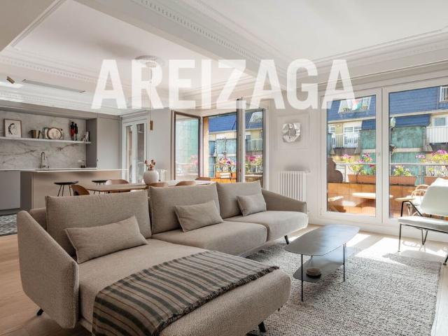 Piso de lujo de 118 m2 en venta en San Sebastián, País Vasco