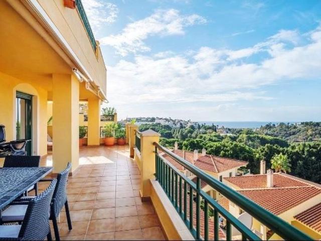 Piso de alto standing de 110 m2 en alquiler en Benalmádena, Andalucía