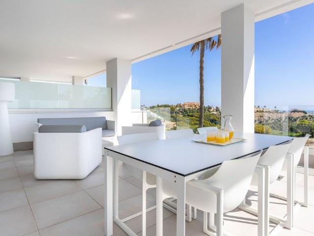 Piso de lujo de 110 m2 en venta en Mijas Costa, Andalucía