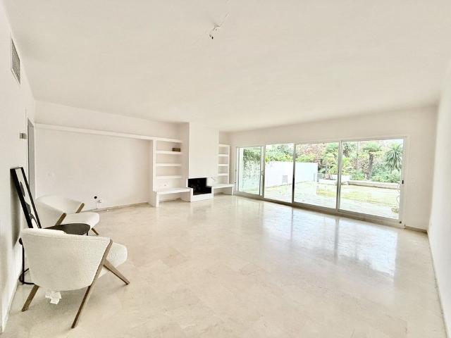 Piso de lujo de 110 m2 en venta en The Golden Mile, Marbella, Andalucía
