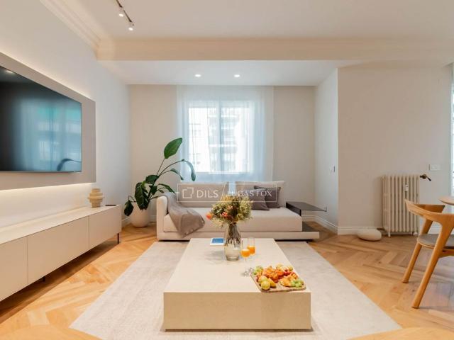 Piso de lujo de 113 m2 en alquiler en Madrid, España