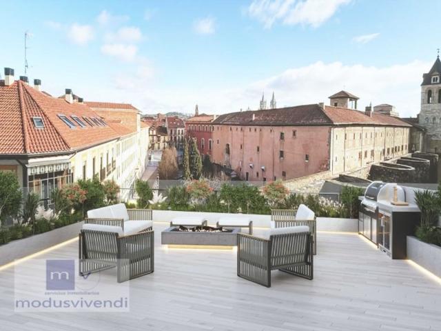 Piso de lujo de 113 m2 en venta en León, Castilla y León