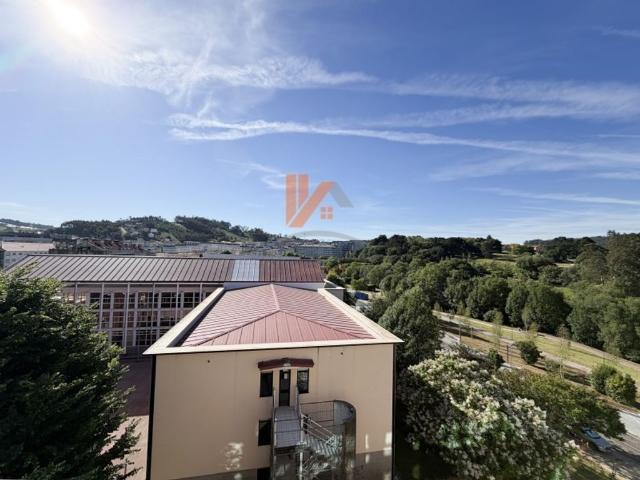 Piso de lujo de 113 m2 en venta en Santiago de Compostela, Galicia
