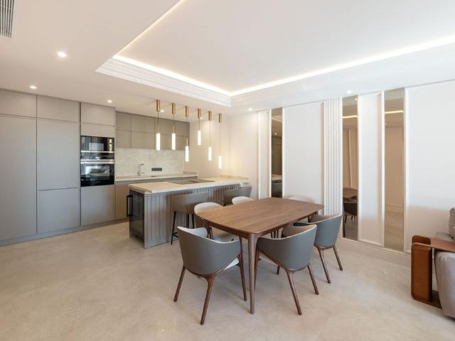 Piso exclusivo de 100 m2 en venta en New Golden Mile, Estepona, Andalucía