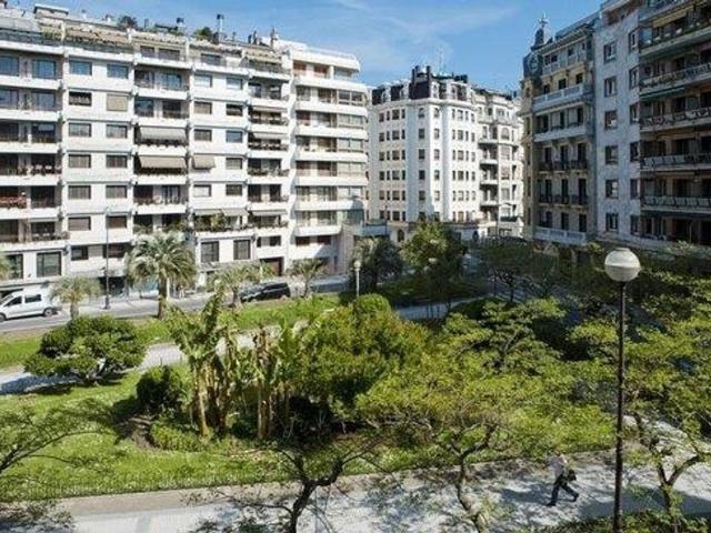 Piso de lujo de 129 m2 en venta en San Sebastián, País Vasco