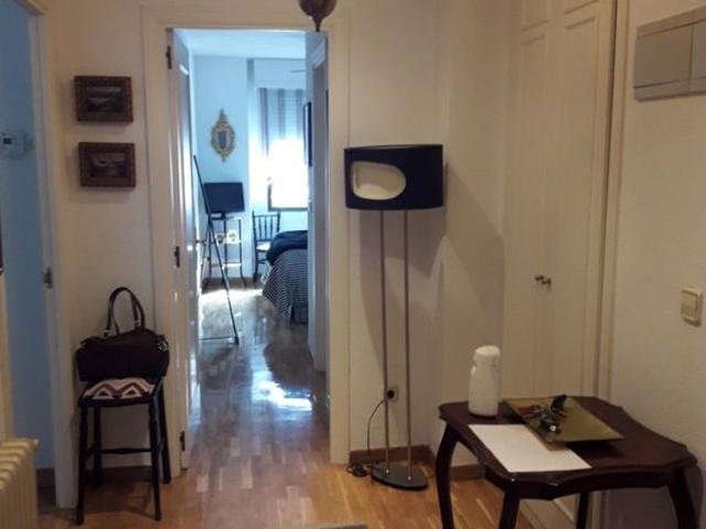 Piso de lujo de 121 m2 en alquiler en Pozuelo de Alarcón, Comunidad de Madrid