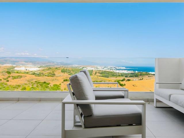 Piso de lujo de 121 m2 en venta en Casares, Andalucía