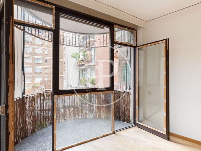 Piso de lujo de 135 m2 en venta en Barcelona, Cataluña
