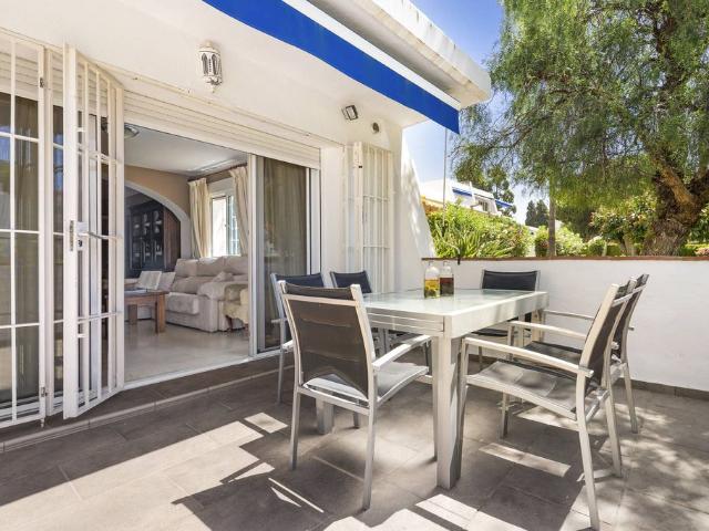 Piso de lujo de 136 m2 en venta en Nueva Andalucia, España
