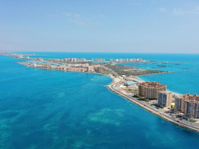 Piso de lujo de 130 m2 en venta en La manga del mar menor s/n, Zona Galúa Calnegre, Murcia, Región de Murcia