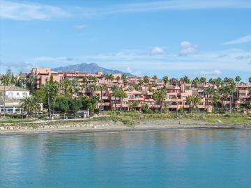 Piso de lujo de 133 m2 en venta en Estepona, Andalucía