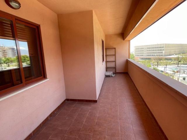 Piso de lujo de 140 m2 en venta en El Teatino, España