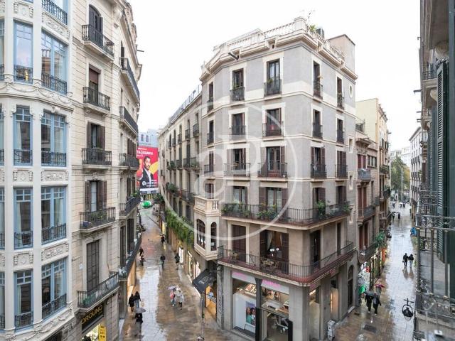 Piso de lujo de 143 m2 en alquiler en Barcelona, Cataluña