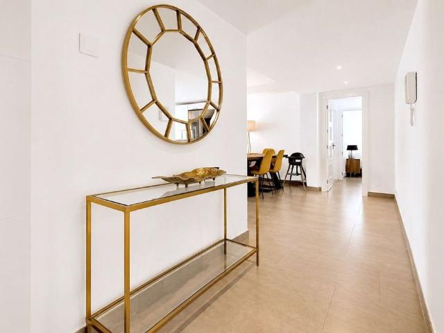 Piso de lujo de 154 m2 en venta en Estepona, España
