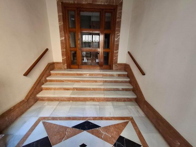 Piso de alto standing de 130 m2 en venta en Alicante, Comunidad Valenciana